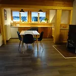 Pepi's * Χάλστατ