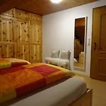 Διαμέρισμα Pepi's Χάλστατ